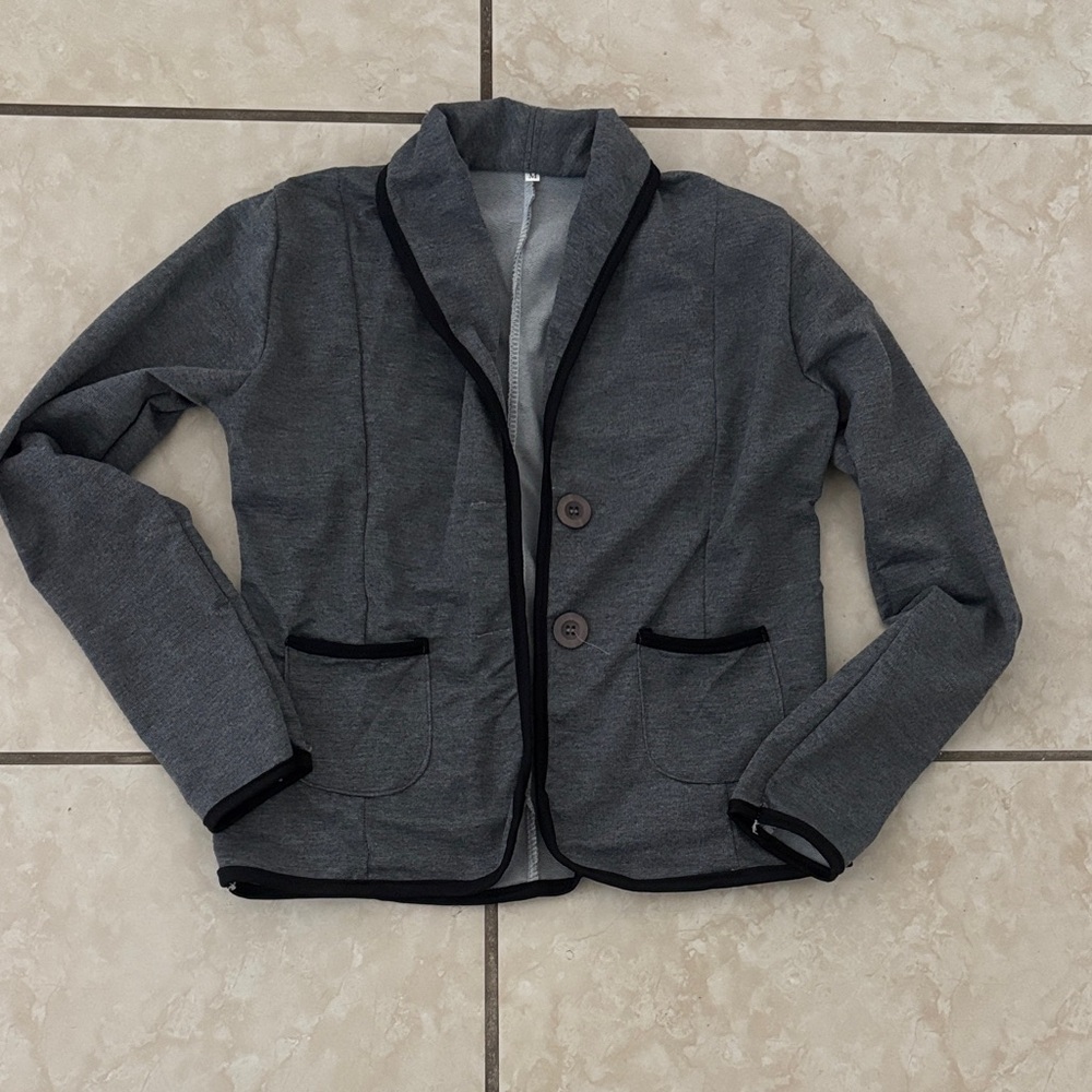 ❤️Gray Blazer with Black Trim